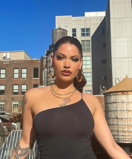 Maxine Ashley leak onlyfans nude