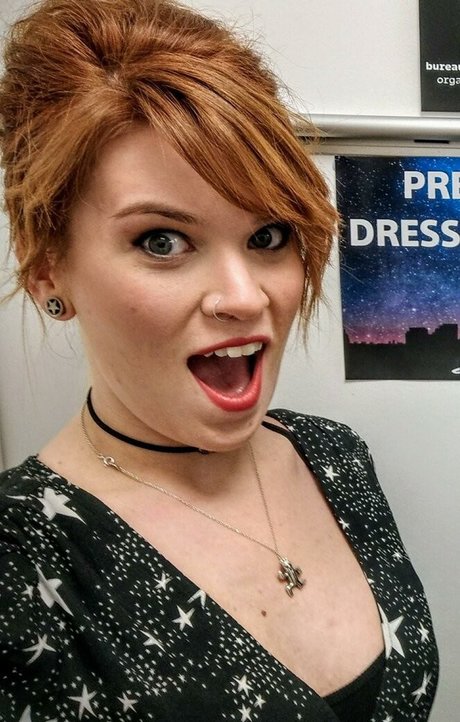 Hollie Bennett onlyfans leak nude