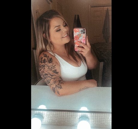 Lilly Zamora onlyfans porn