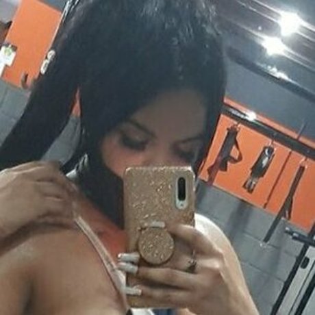 Feiticeira onlyfans desnuda