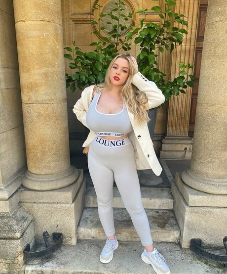 Amber R Brightman onlyfans naked porn