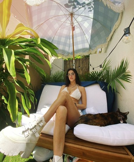 Rebeckuh nude onlyfans