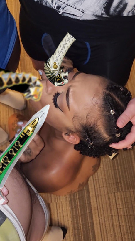 Leairis Cross only fans nude leaks