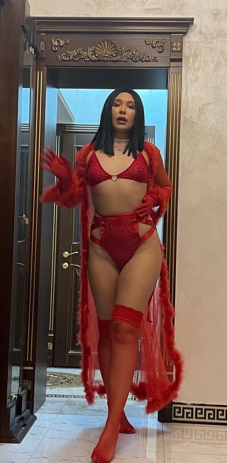 Emy Alupei onlyfans leaked pics