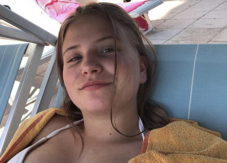 Aline Zwahlen onlyfans topless