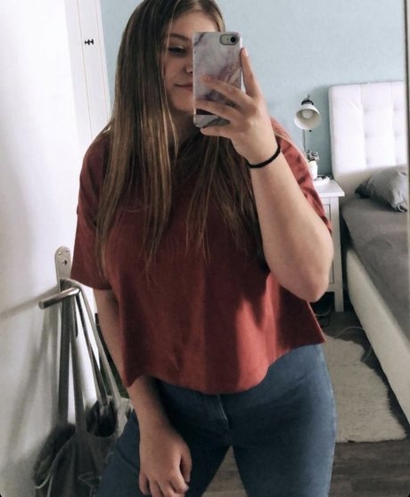 Aline Zwahlen leaked onlyfans