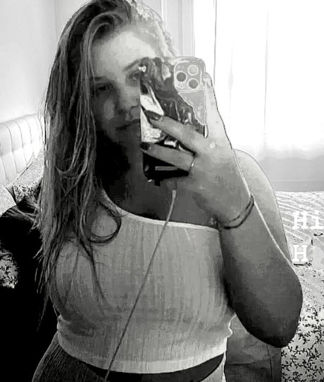 Aline Zwahlen nude onlyfans