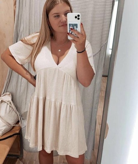 Aline Zwahlen leaked onlyfans naked