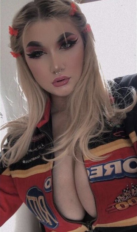 Sophie C hot onlyfans