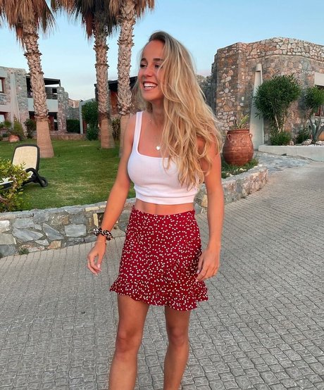 Giulia Gwinn nude leaked onlyfans