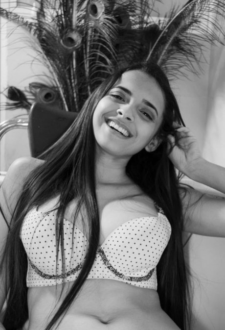 Valeria Rey sexy onlyfans