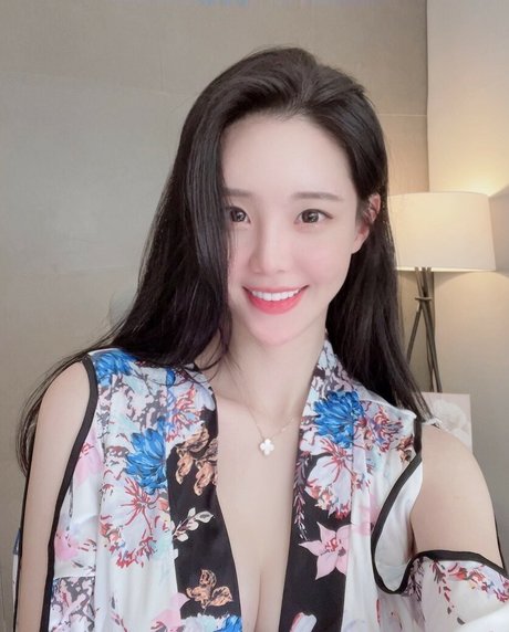 tamimi boobs onlyfans