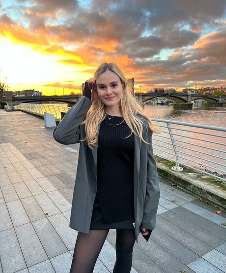 Holly Ramsay onlyfans porn