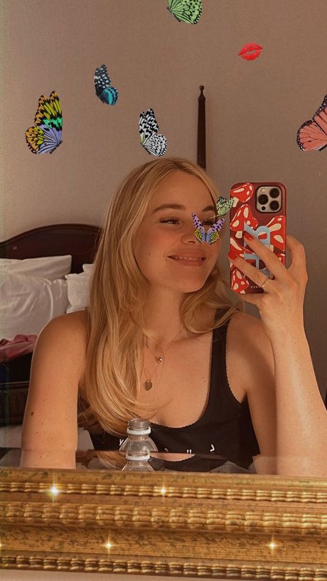 Holly Ramsay onlyfans model