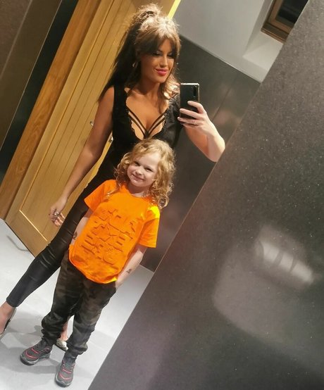 Vicki Walker nude on onlyfans