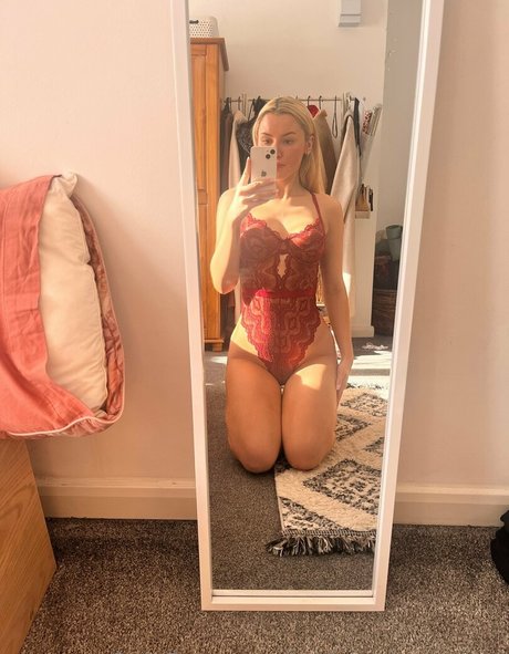 britishgrlnextdoor onlyfans content