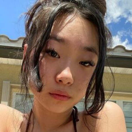 Queen hail onlyfans content type