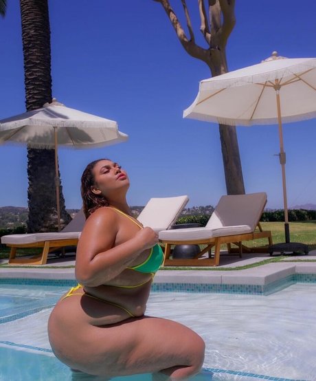 Alexus Danisha onlyfans nude pics