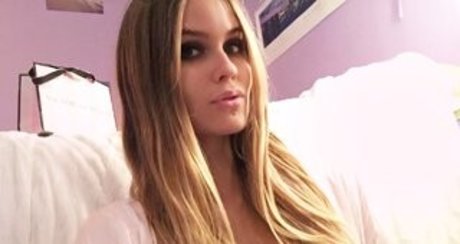 Juliet Says ASMR onlyfans striptease