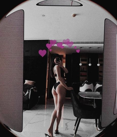 Luna Hwang onlyfans de