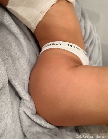 Bella Lagares only fans