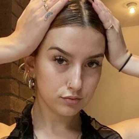 Bek Ellen nude only fans leaks