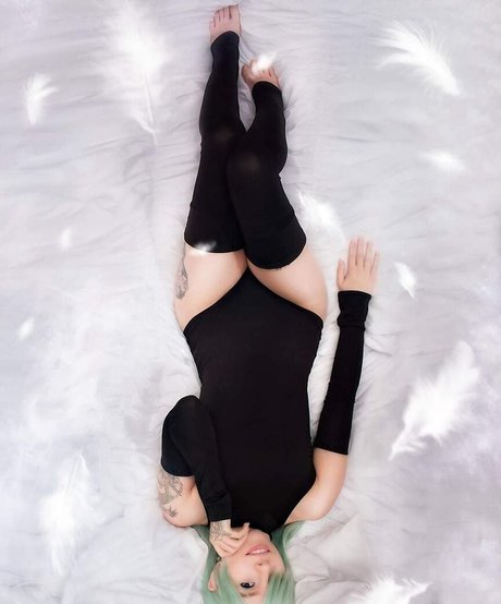 Yuumiko only fans pics