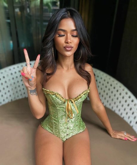 littlesassha xx nude leaked onlyfans