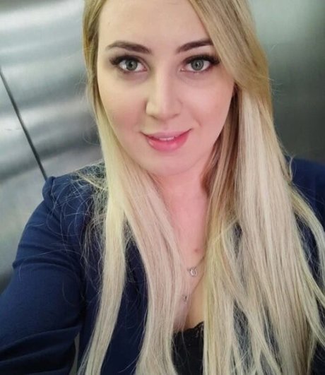 Angel Isis onlyfans leaka