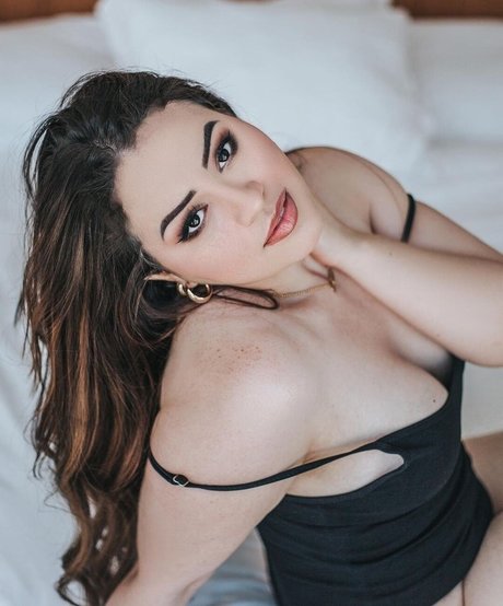 Fabricia Freitas nsfw onlyfans