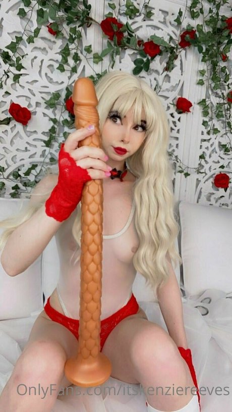 Kenzie Reeves onlyfans nude pics