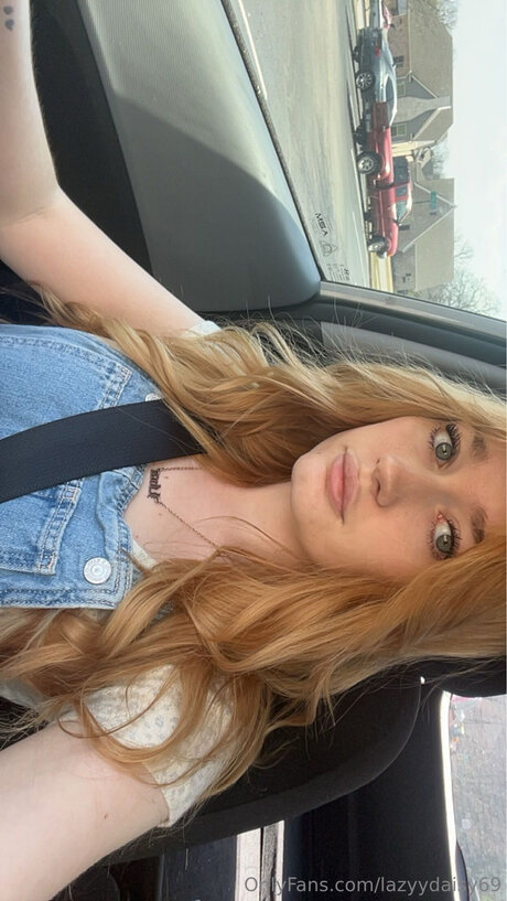 Lazyydaisy69 onlyfans public photos