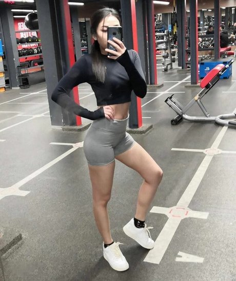 suziearomdee nude onlyfans