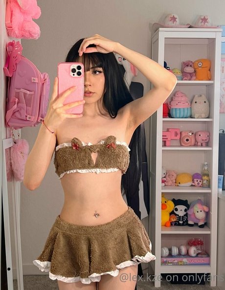 brown eyes kitty onlyfans hot nude slide