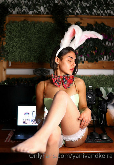 Jungle Girl is on onlyfans