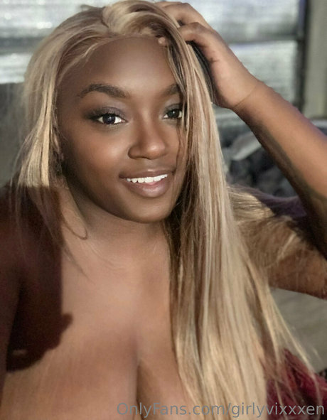 girlyvixxxen nude leak onlyfans