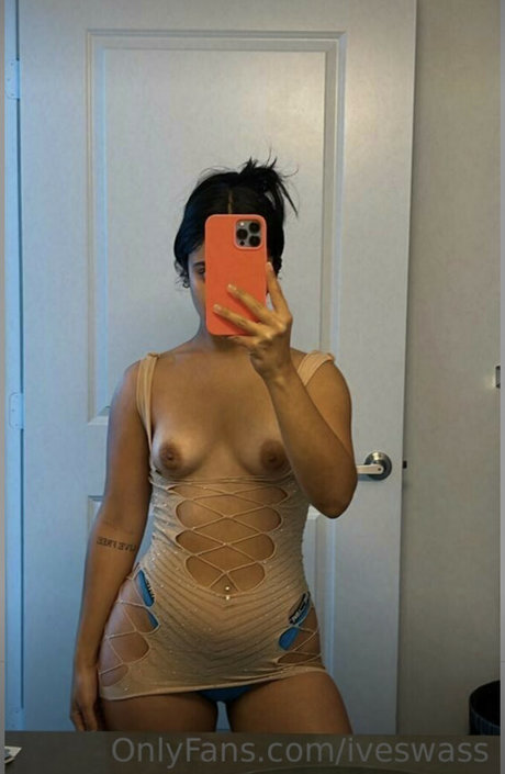ivyroz onlyfans sexy