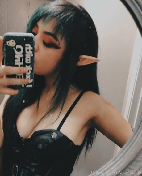 AlienxBaby new onlyfans
