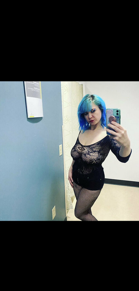 TheBlueHexxx onlyfans leaks.