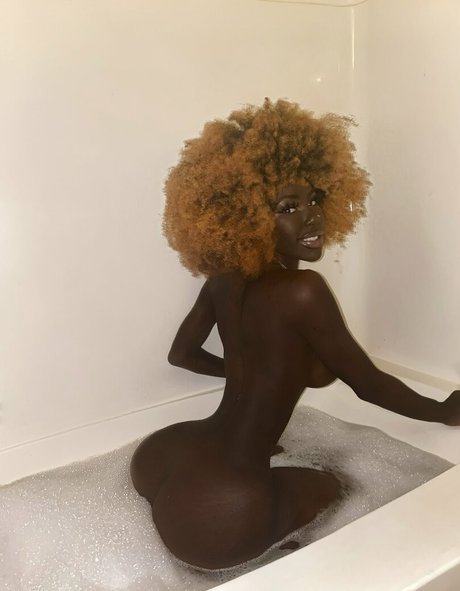 Lazelle Doll only fans nude leaks