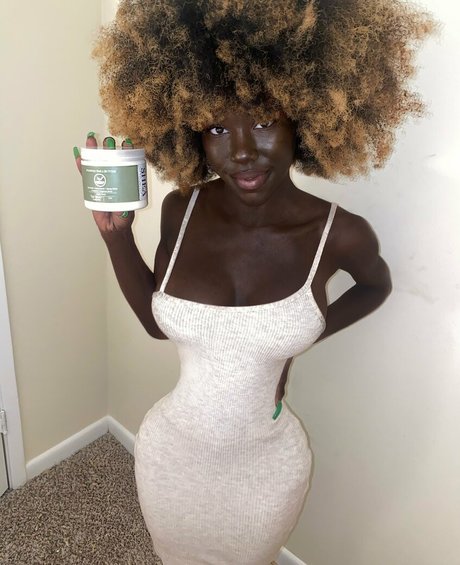 Lazelle Doll onlyfans keak