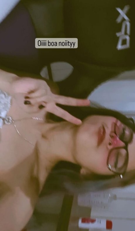 Nona Whitem only fans naked