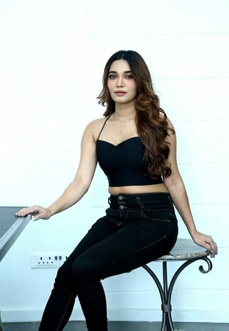 Jenifer Emmanuel onlyfans strip