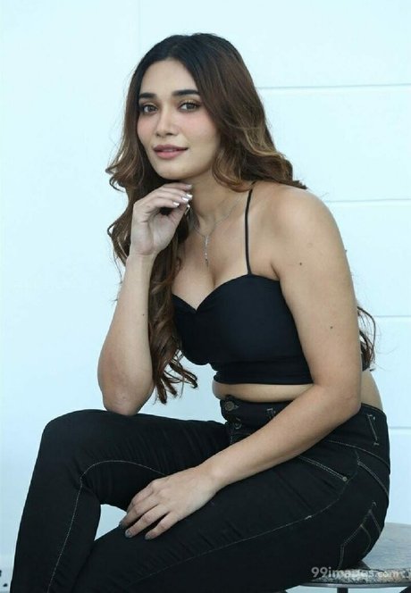 Jenifer Emmanuel nude onlyfans leak