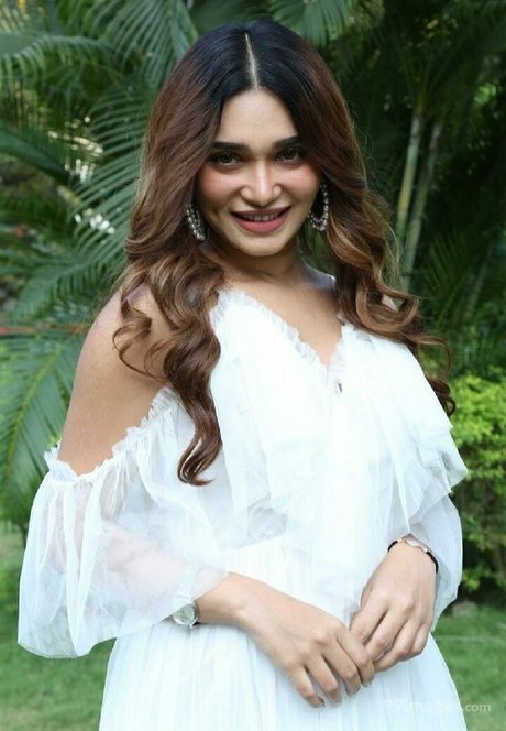 Jenifer Emmanuel leak onlyfans