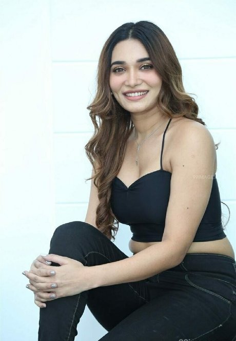 Jenifer Emmanuel onlyfans leaks