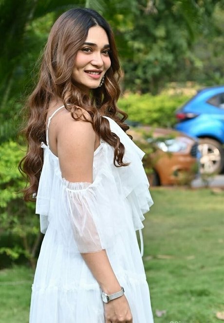 Jenifer Emmanuel onlyfans public photos