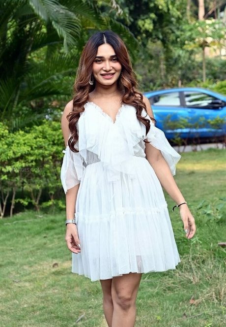 Jenifer Emmanuel desnuda onlyfans