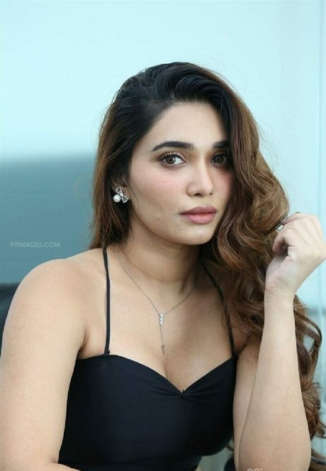 Jenifer Emmanuel onlyfans free porn