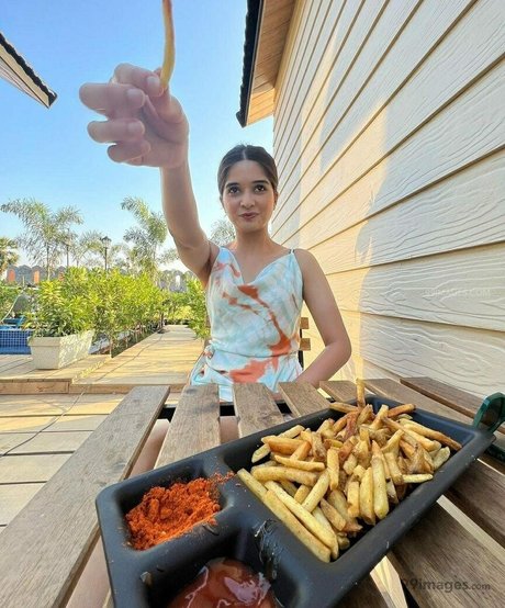 Bhavika Sharma naked onlyfans leaked